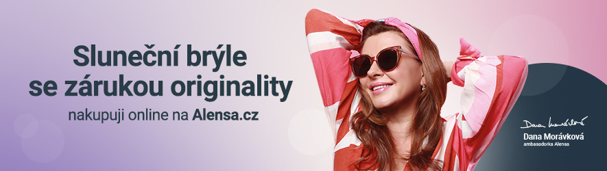 Dana Morávková ve slunečních brýlích