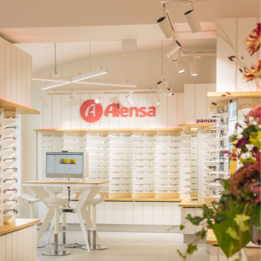 Interiér optiky Lazarská