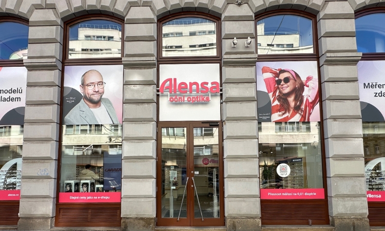 exterier optiky Lazarská