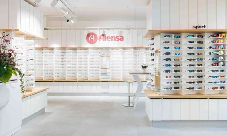 Interiér optiky Lazarská